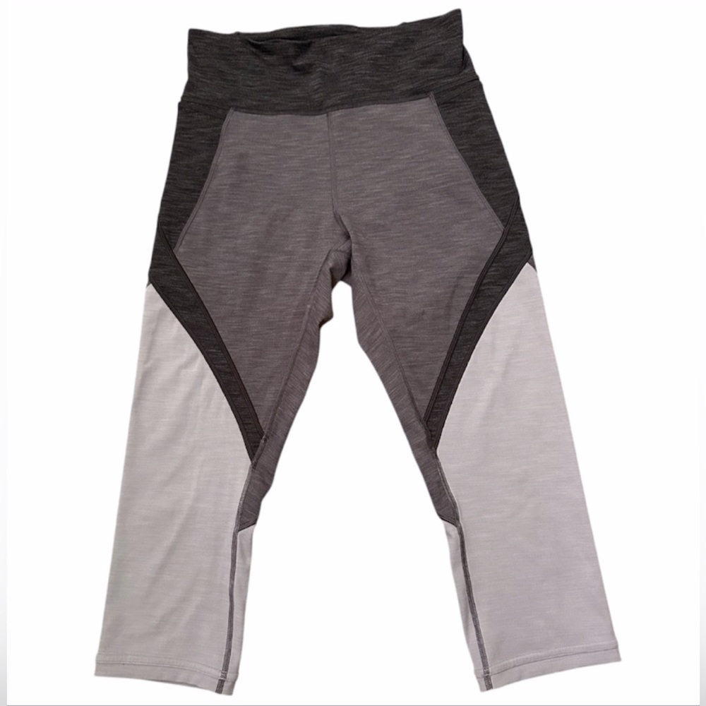 Lululemon Crop Legging Early Extension High-Rise Size 6